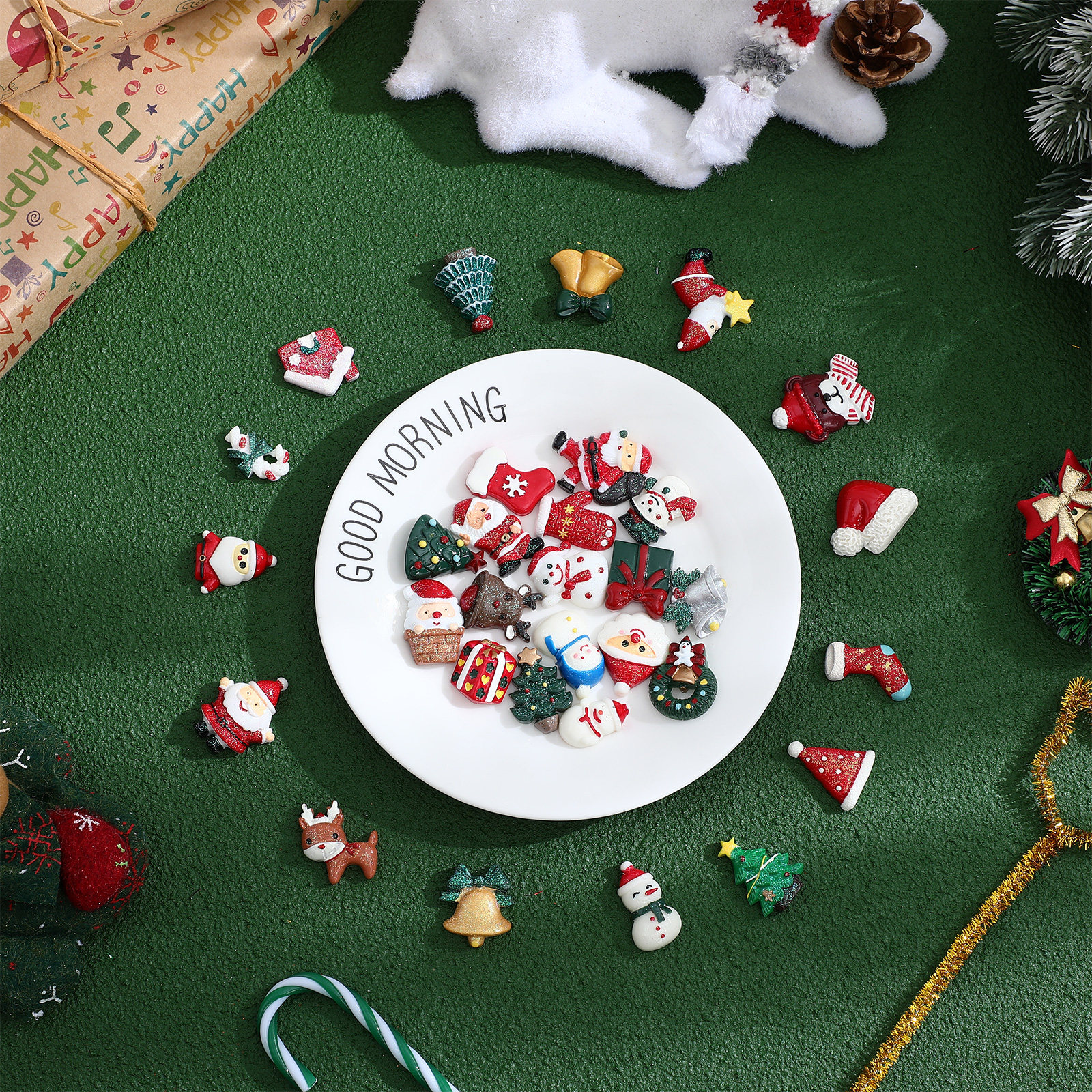 Embellish Craft - 50 PCS Embellishment Christmas Ornaments Mixed