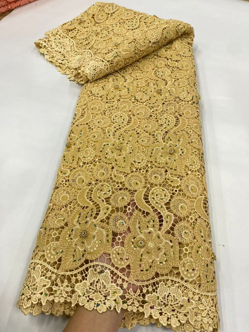 Latest Cord Guipure Lace Fabri – Crystal Mesh Fabric Bewertung und Preis